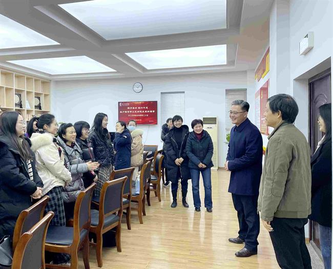 手工艺学院_副本.jpg 手工艺学院_副本.jpg