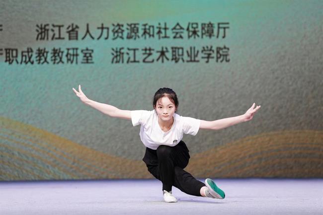 fa7a6bf23bf1e55a06a95386e272861.jpg fa7a6bf23bf1e55a06a95386e272861.jpg