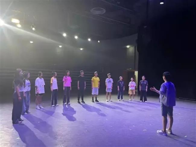 下载.webp (2).jpg 下载.webp (2).jpg