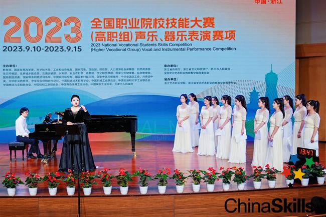 DSC04241-576392180.jpg DSC04241-576392180.jpg