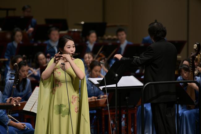 音乐会4.jpg 音乐会4.jpg