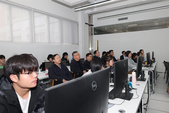 IMG_9939.jpg IMG_9939.jpg