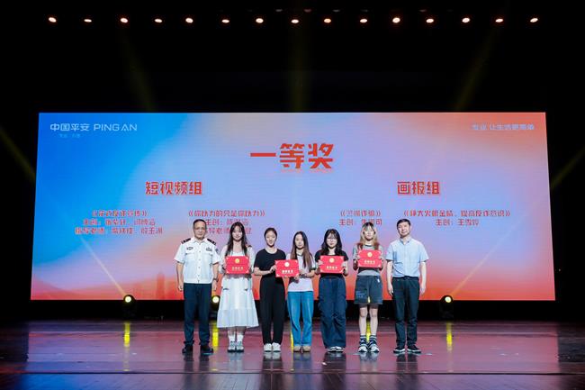 AV9A8246-3226596665.jpg AV9A8246-3226596665.jpg